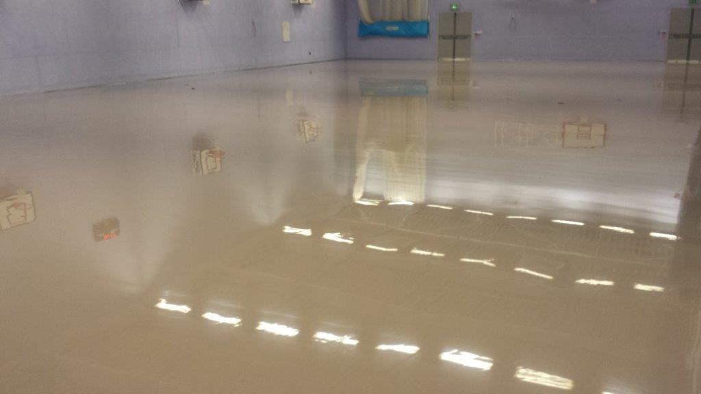 Indoor school sports hall floor refurbishment with pulastic
