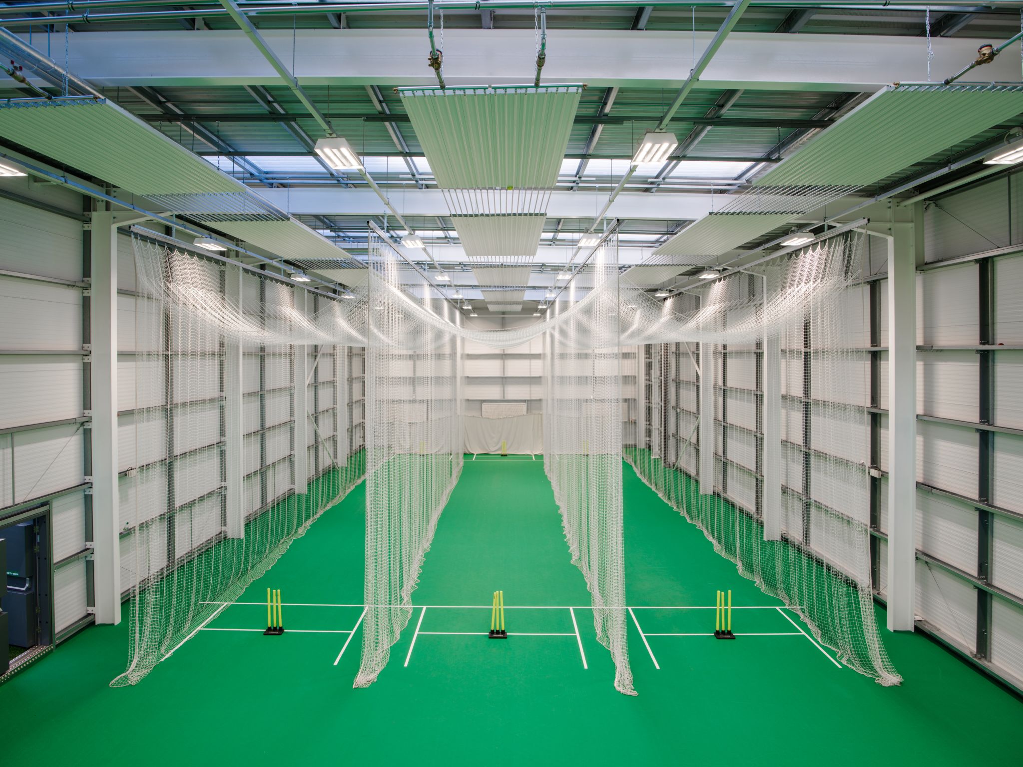 SSUK Uni-Turf Indoor Cricket Sports Floor Trailfinders Sports Club This £3.8m facility at Trailfinders Sports Club in West Ealing, London includes an impressive 3,184-square metres of sporting space.
